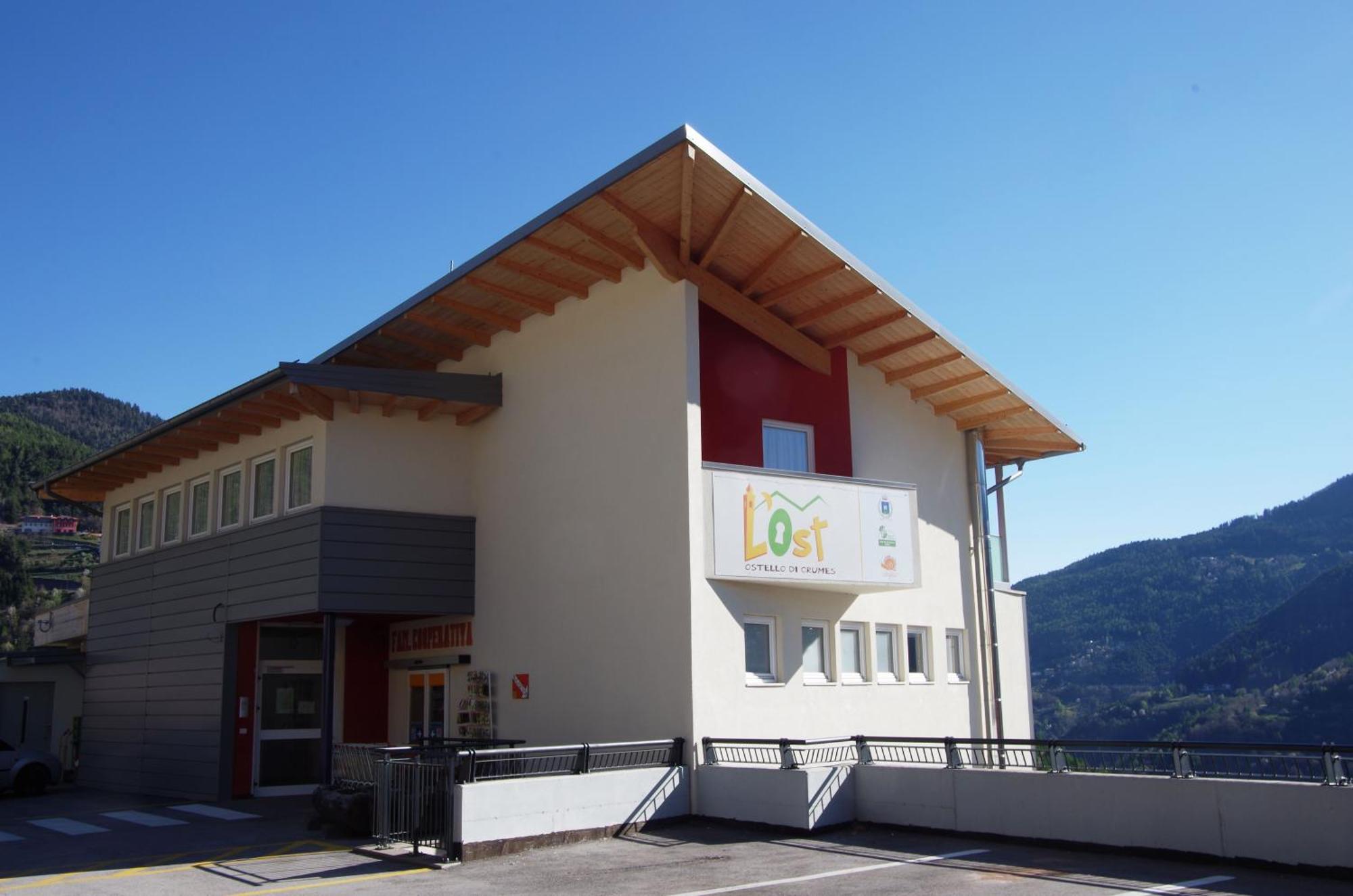 Hostel L'Ost - Ostello Di Grumes Exterior photo